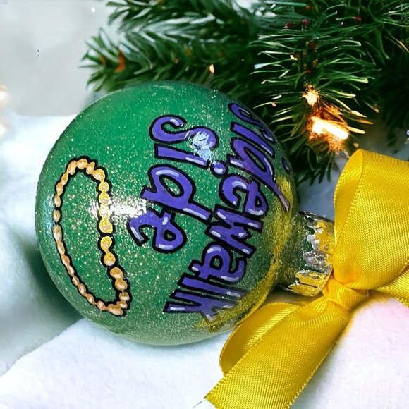 2024 Christmas Ornament: Sidewalk Side/Neutral Ground (New Orleans Mardi Gras) - Picture 4 of 12